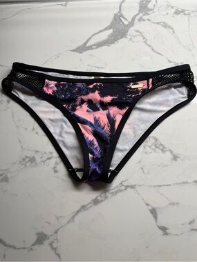 Venus Tropical Palm Print Bikini Bottoms in Pink & Purple Size 8
